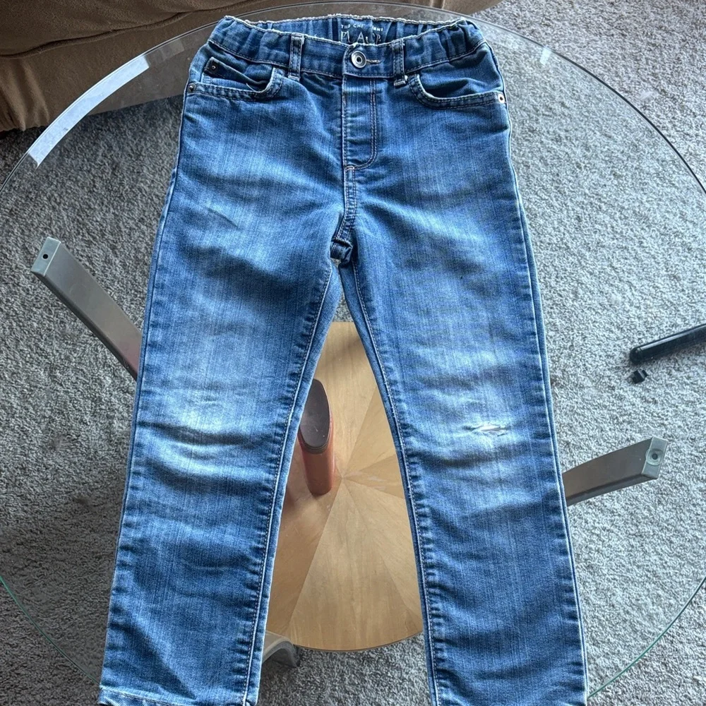 🌟 5/$15: The Children's Place Dark Blue Pull Up Distressed Jeans- Size 5